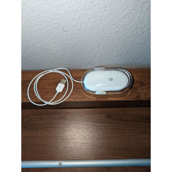 Vintage Genuine Apple Mouse M5769 Wired - Picture 1 of 4
